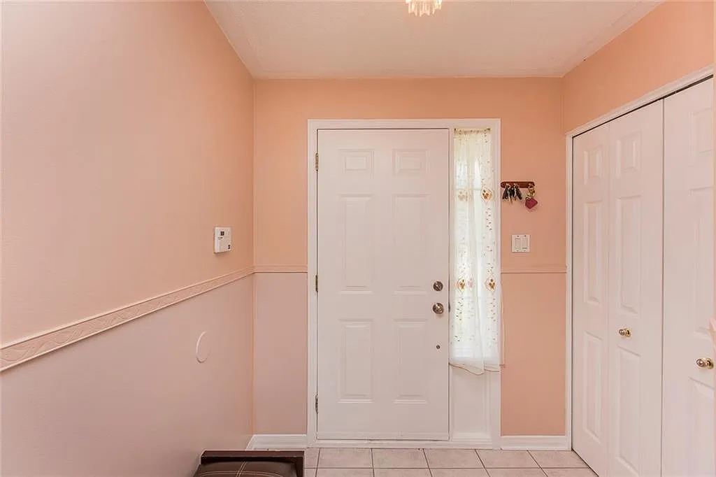 Building Photo - 2889 Millstream Way #1