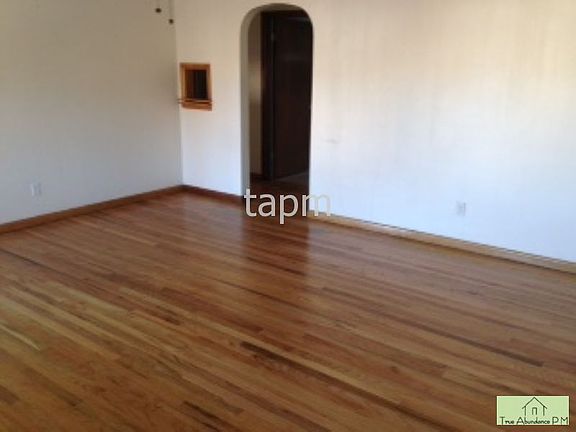 2nd image of 1118 14th Ave