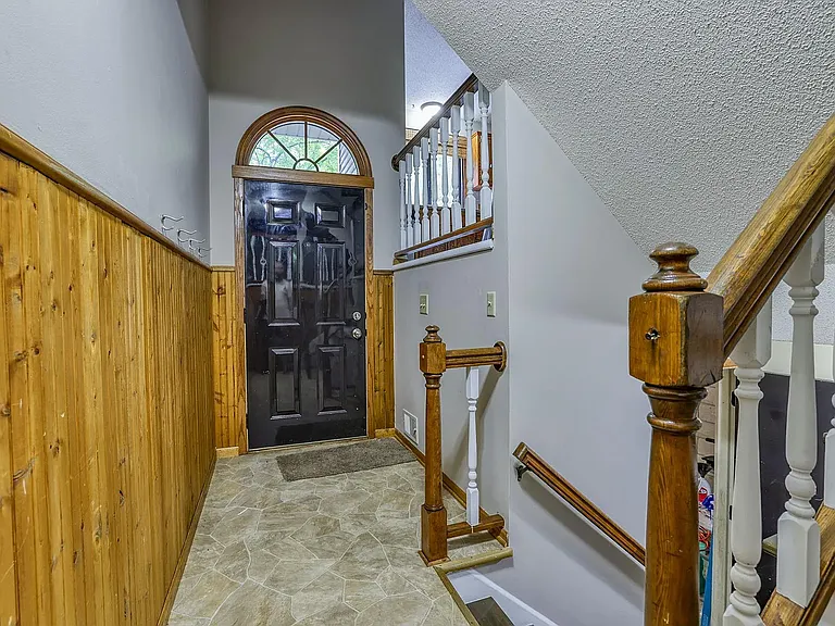 105B South Dr — Photo 4