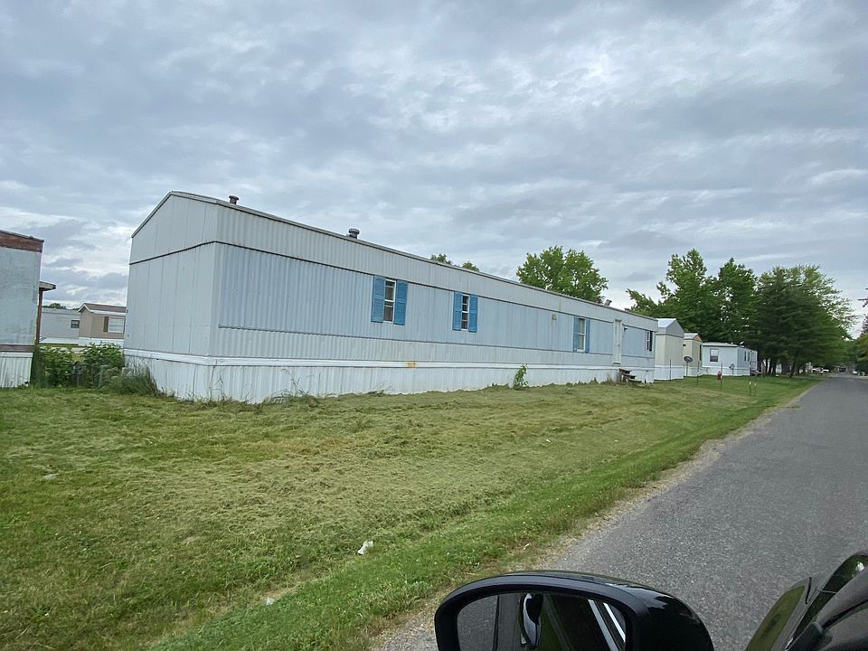 1st image of 28 Raylynn Ct #28
