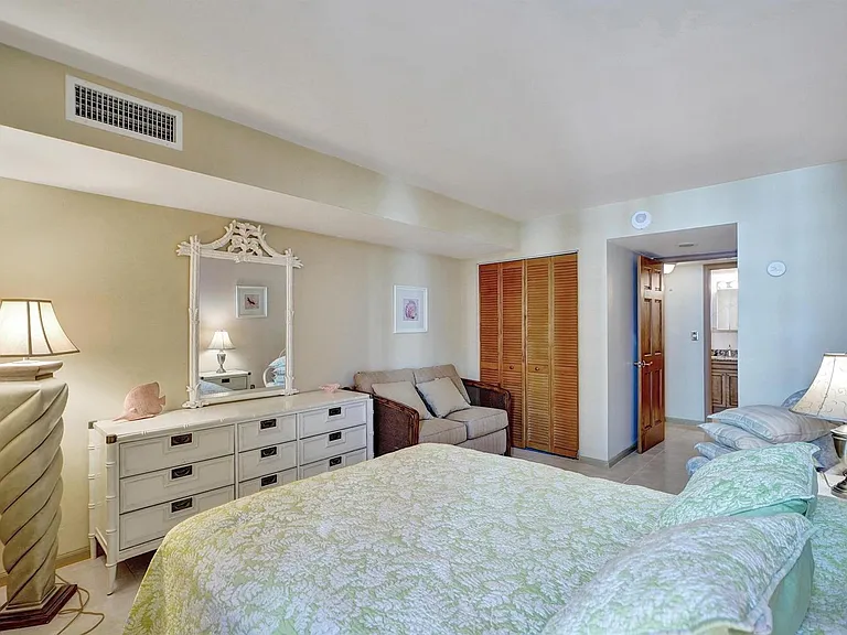 1000 S Ocean Blvd #6M — Photo 17