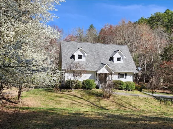 360 River Cove Lane, Hayesville, NC 28904
