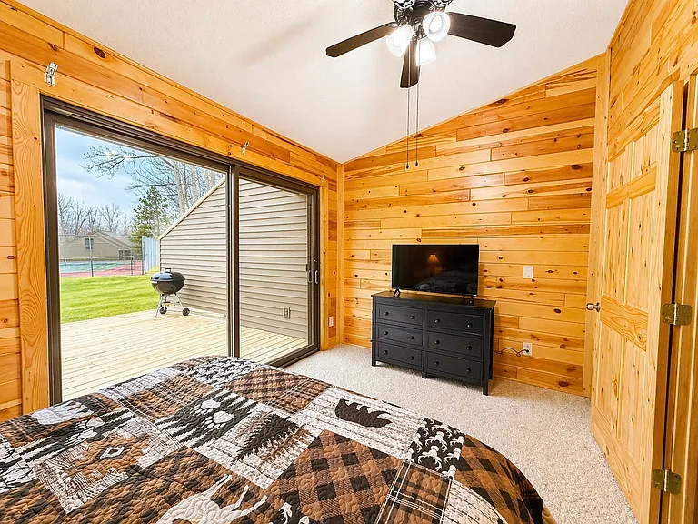 360 Quadna Mountain Rd — Photo 9