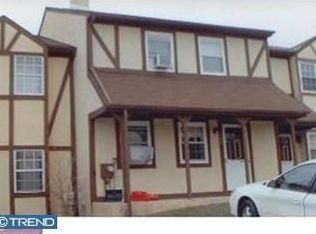 806 Sandra Ln, East Norriton, PA 19403