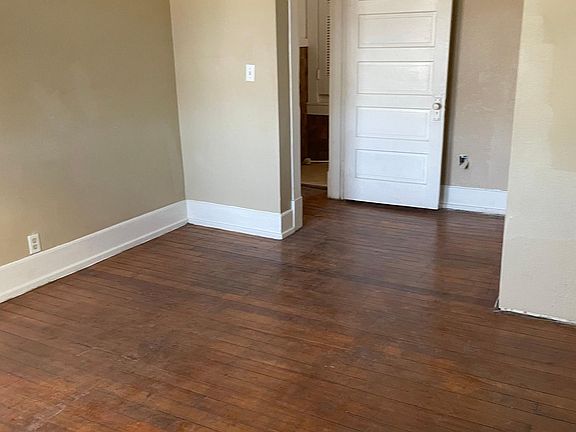 2nd image of 1119 Brown St #1