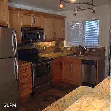 5th image of 8061 Greenridge Dr APT 36