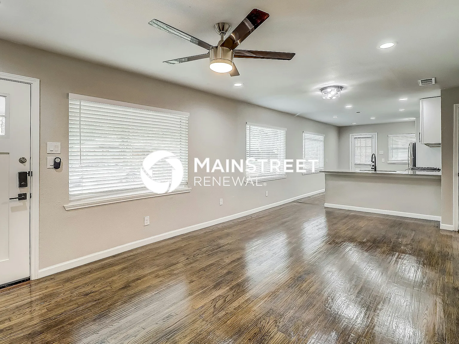 10130 Eastwood Dr — Photo 4