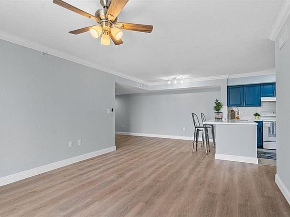 3rd image of 15065 Michelangelo Blvd APT 206