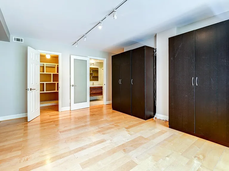 1080 Wisconsin Ave NW #2019 — Photo 20