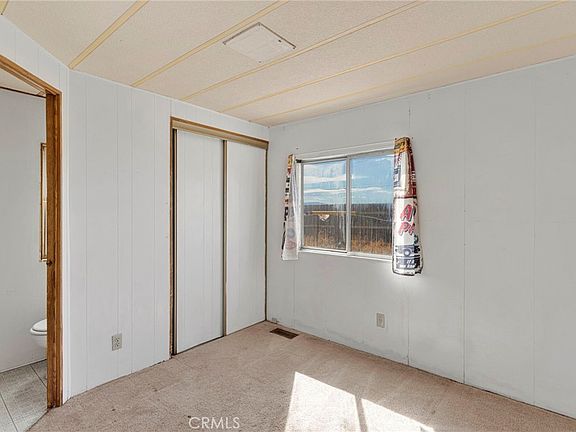 3rd image of 10124 Sunset Rd