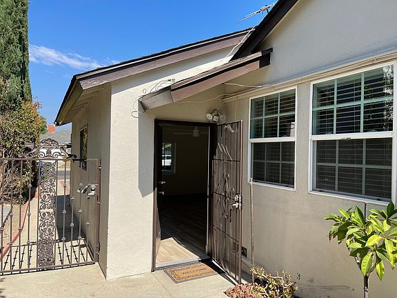 3rd image of 20336 Lorne St #W