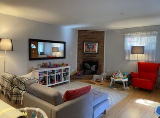 885 Park Dr #A, Mountain View, CA 94040