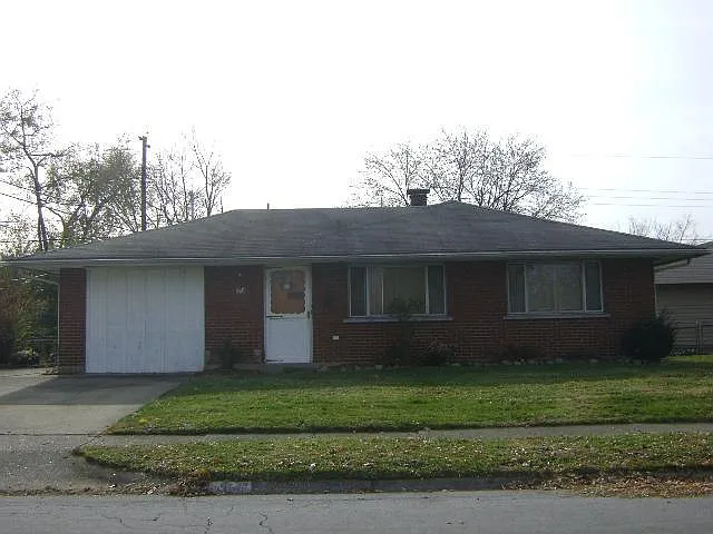 314 Savoy Ave photo 1