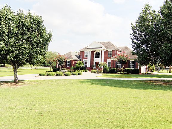 2nd image of 117 Meadowhill Dr