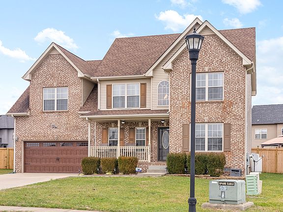 3rd image of 1337 Chinook Cir