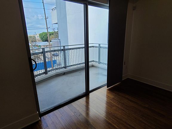 2nd image of 1700 Sawtelle Blvd APT 309