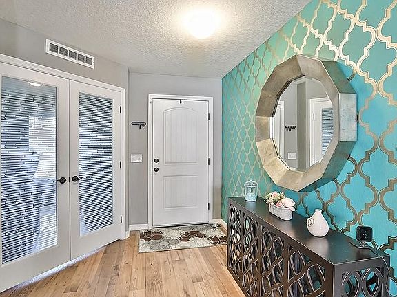 3rd image of 10606 Massimo Dr