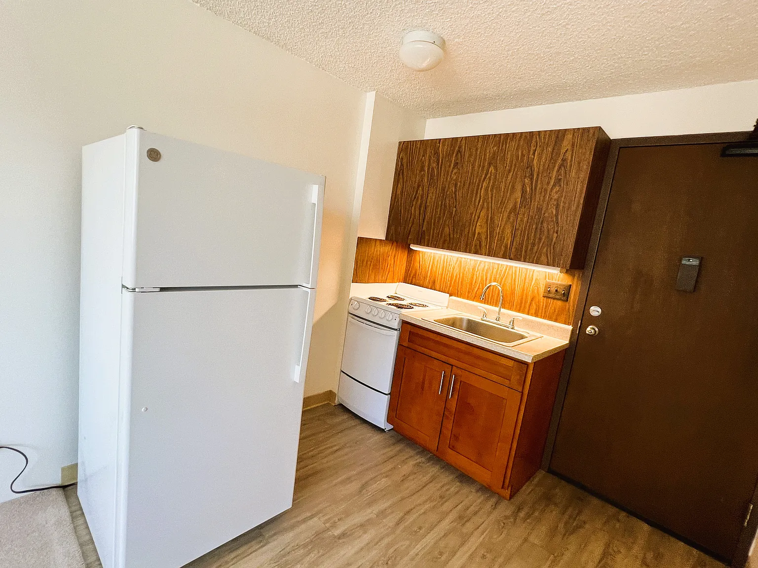 Studio, 369 sqft, $1,475 — Photo 1