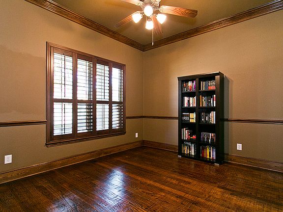 4th image of 3509 White Water Ln