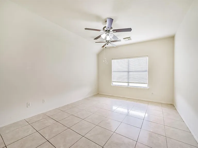 7102 Calix Ln — Photo 23