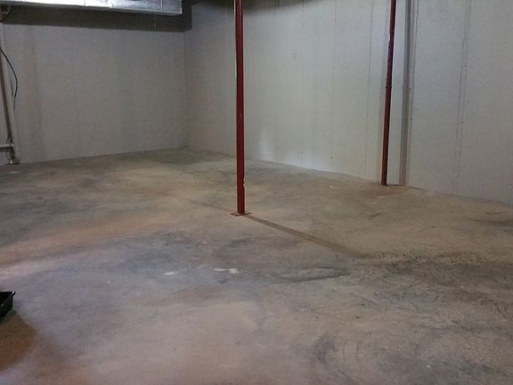 2nd image of 56 Davis Lane