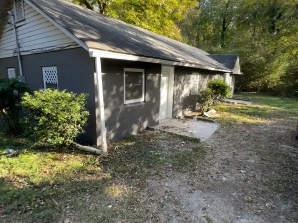 2073 Jeffersonville Rd, Macon, GA 31217