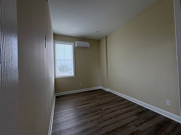 5th image of 3609-11 N 5th St #3B
