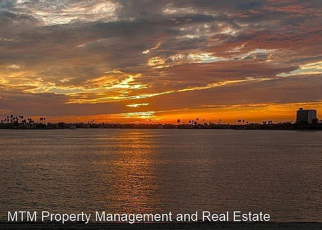 1st image of 3729-3733 Riviera Dr #3731