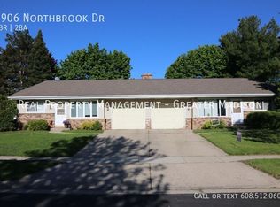 2906 Northbrook Dr, Middleton, WI 53562