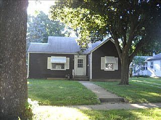 2nd image of 1618 22nd St