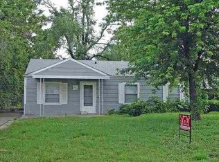 1316 E Charleston Dr, Wichita, KS 67219