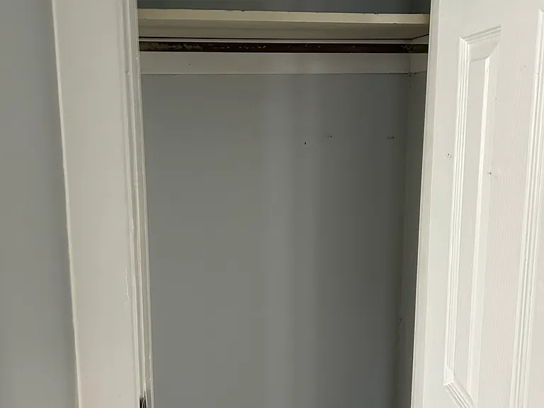 435 Camp St #5 — Photo 2