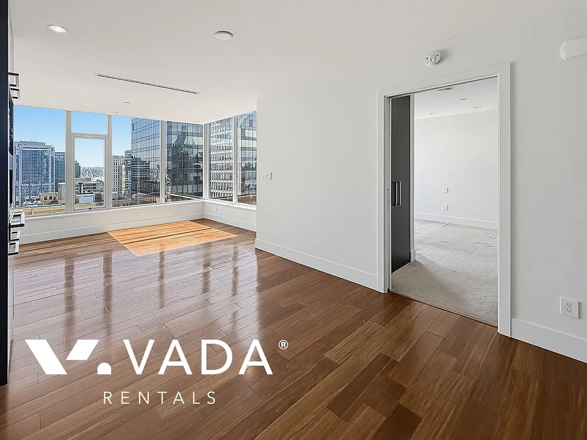 667 Howe Street Vancouver — Photo 2