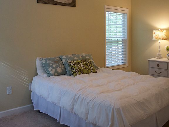 5th image of 207 Kinkade Dr