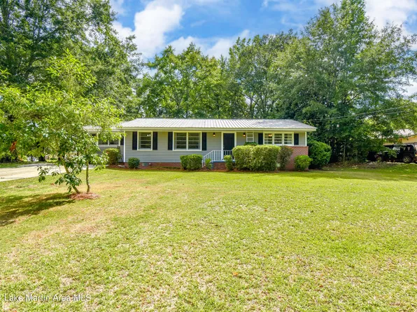 879 Woodland Rd, Alexander City, AL 35010