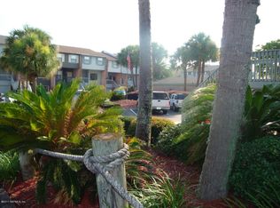 330 Scenic Point Ln, Fleming Island, FL 32003