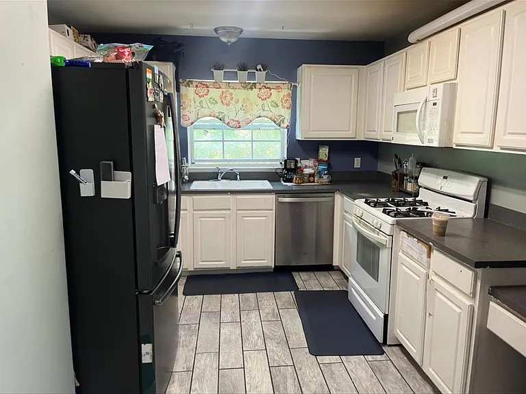 3130 Promenade Cir — Photo 3