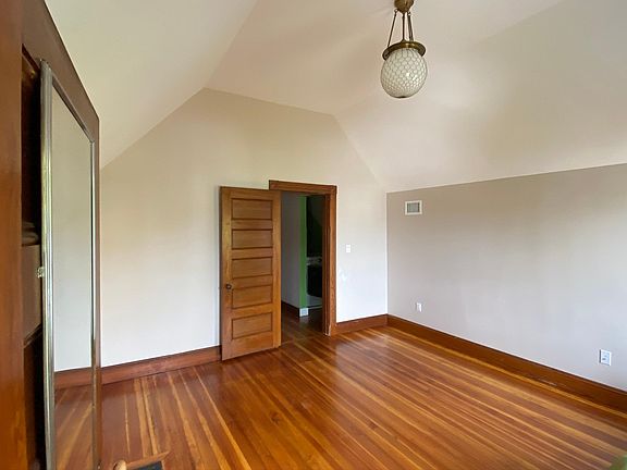 third floor bedroom