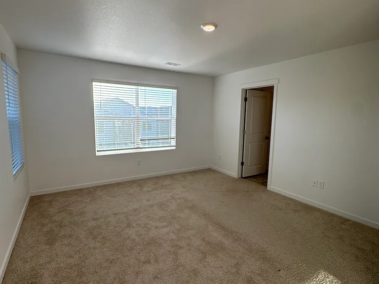 109 62nd Ave — Photo 14