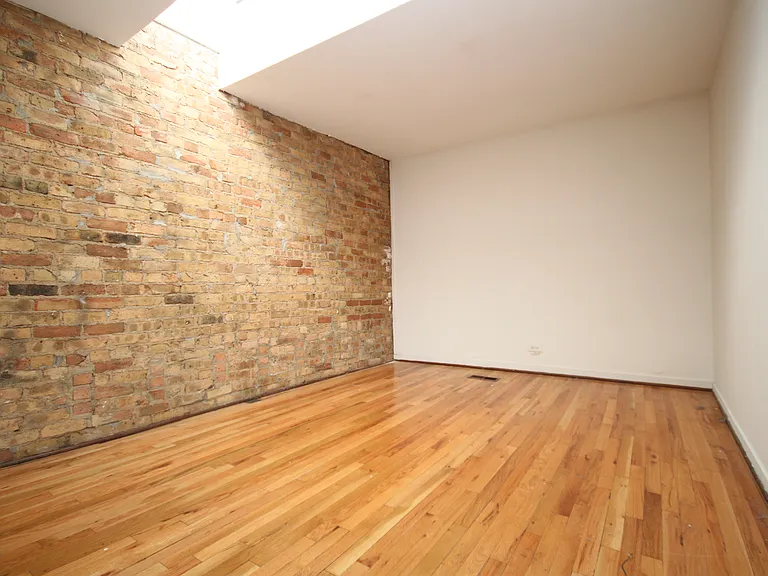 424 W Belden Ave #4W — Photo 9