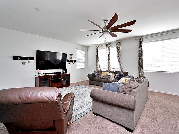 4th image of 1396 Linda Mesa Dr