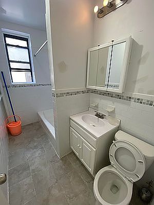 4th image of 8419 19th Ave #C22