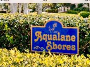 310 14th Ave S #310C, Naples, FL 34102