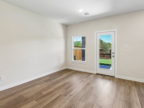 2nd image of 721 Vineyard Way