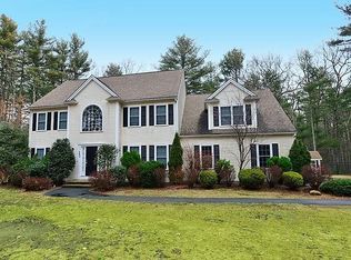 320 Hammet Rd, Coventry, RI 02816