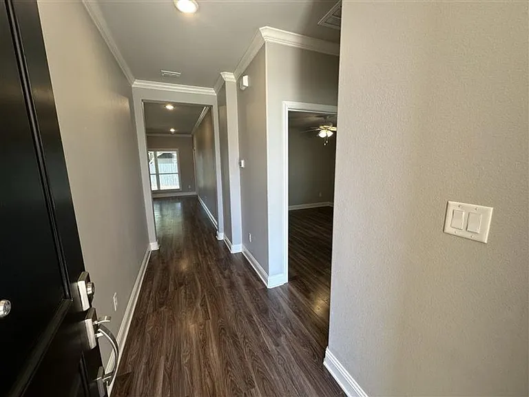 10746 County Road 169 — Photo 2