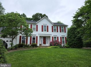 8110 Little Ridge Ln, Fairfax Station, VA 22039