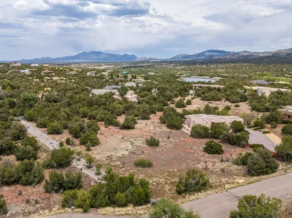 14 Storyteller Ct, Sandia Park, NM 87047