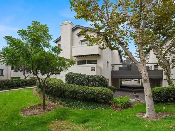 1235 River Glen Row Unit 79, San Diego, CA 92111