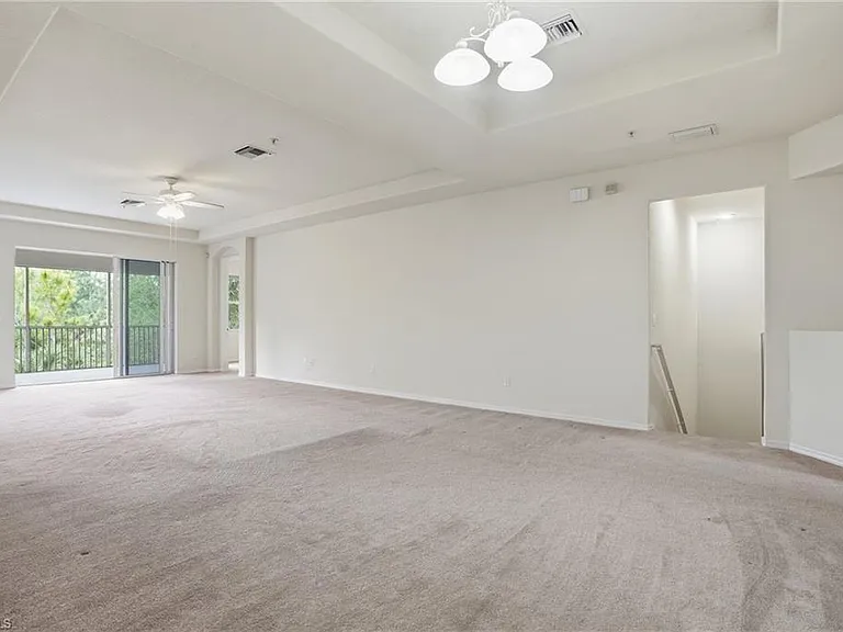 12854 Carrington Cir #7 — Photo 6